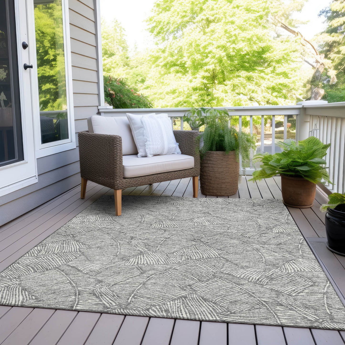 Tabselect Home Line 5' X 8' Gray And Ivory Floral Washable Indoor Outdoor Area Rug