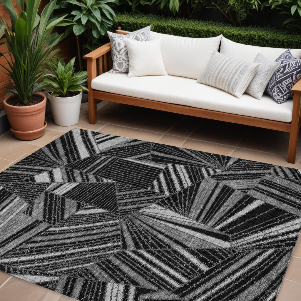 Tabselect Home Line 8' X 10' Black And Gray Geometric Washable Indoor Outdoor Area Rug