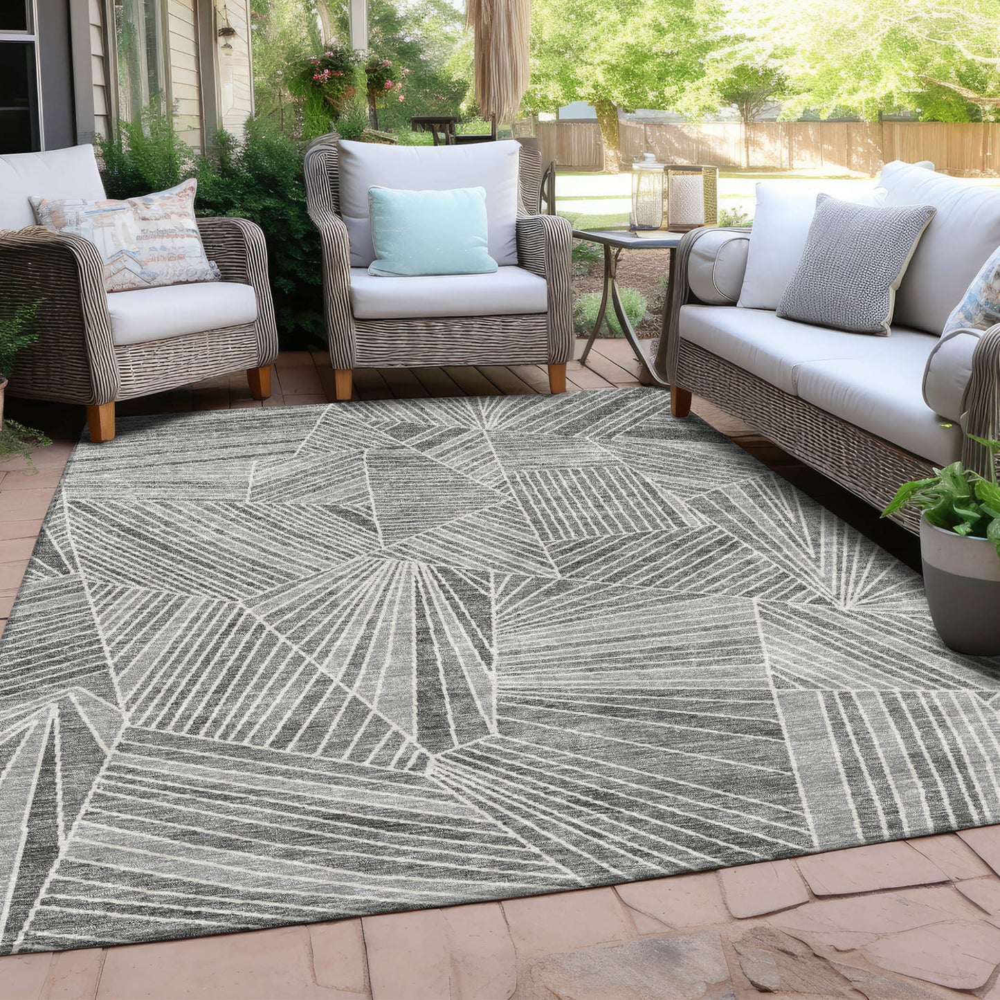Tabselect Home Line 5' X 8' Gray And Ivory Geometric Washable Indoor Outdoor Area Rug