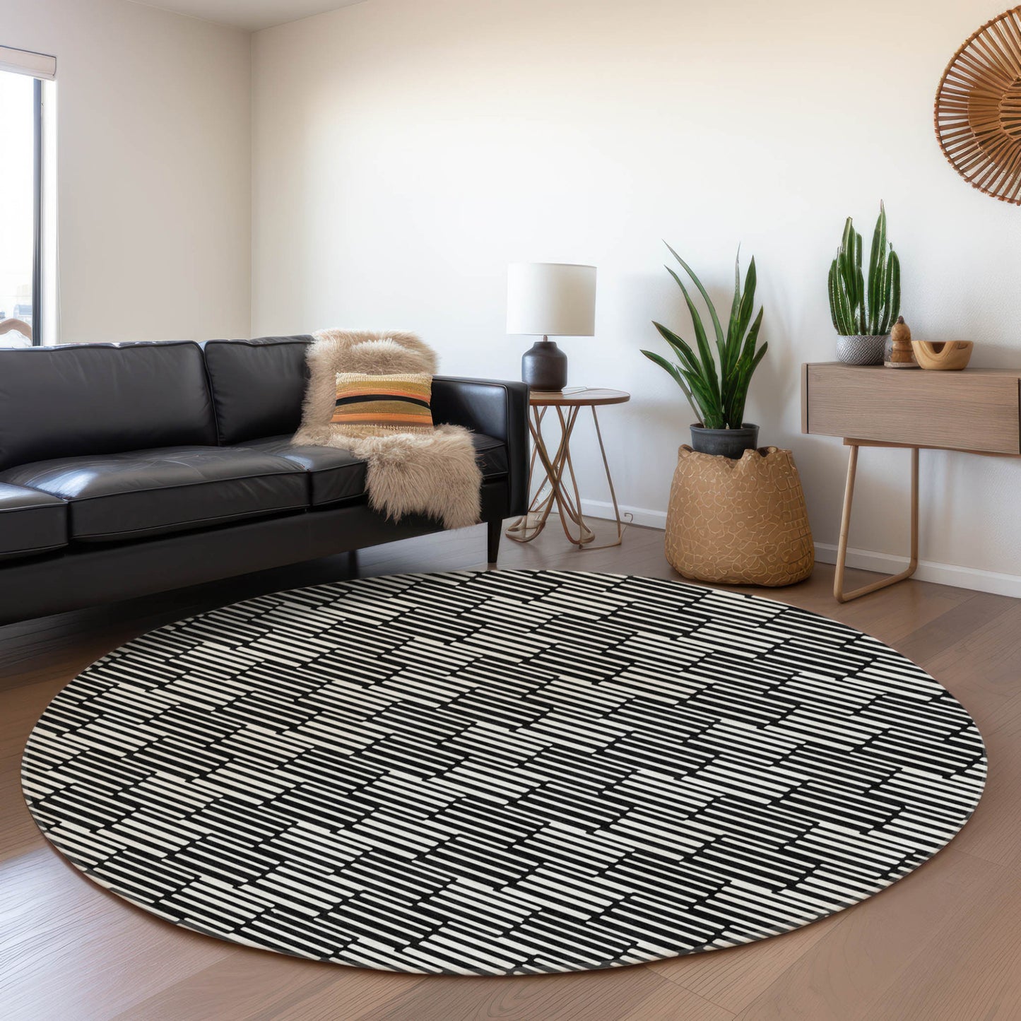 Tabselect Home Line 8' Black And Ivory Round Geometric Washable Indoor Outdoor Area Rug