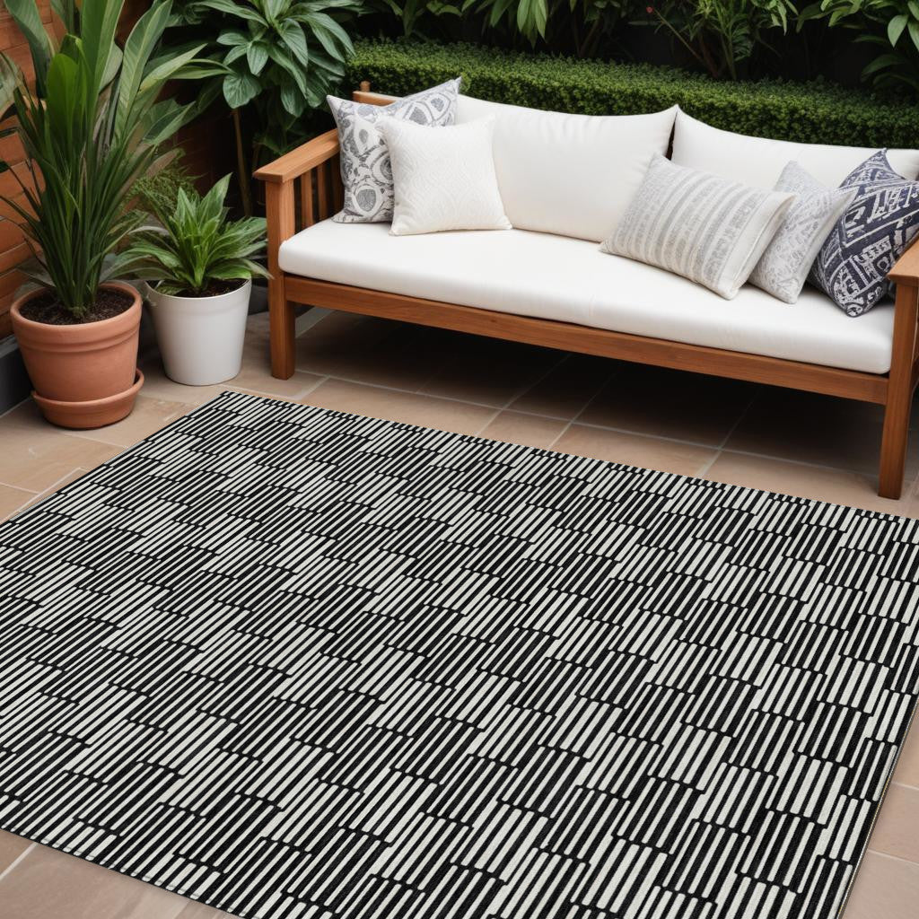 Tabselect Home Line 8' X 10' Black And Ivory Geometric Washable Indoor Outdoor Area Rug