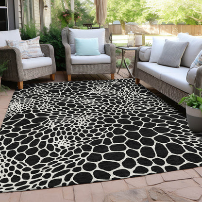 Tabselect Home Line 5' X 8' Black And Ivory Geometric Washable Indoor Outdoor Area Rug