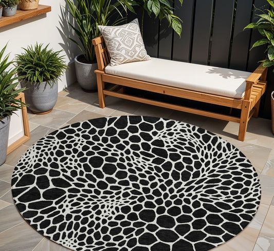 Tabselect Home Line 8' Black And Ivory Round Geometric Washable Indoor Outdoor Area Rug