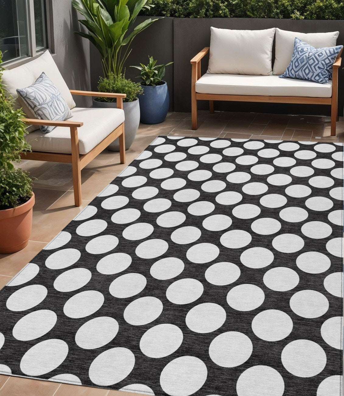 Tabselect Home Line 5' X 8' Black And Ivory Polka Dot Washable Indoor Outdoor Area Rug