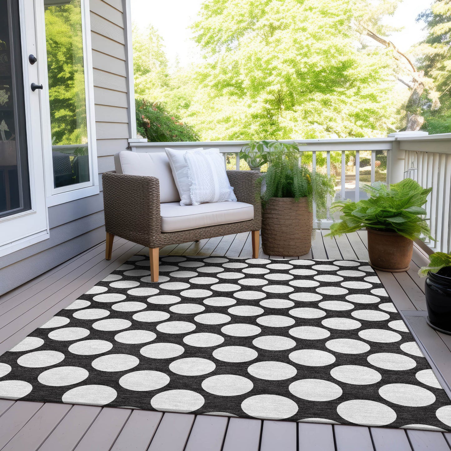 Tabselect Home Line 8' X 10' Black And Ivory Polka Dot Washable Indoor Outdoor Area Rug