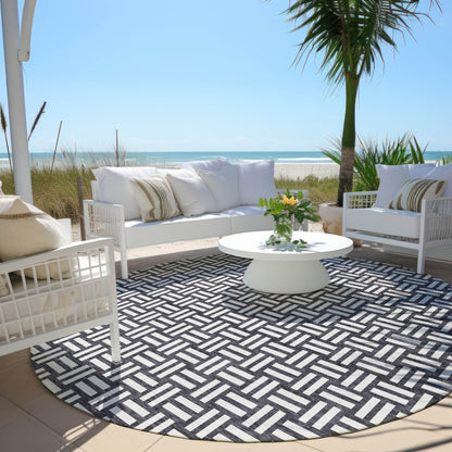 Tabselect Home Line 8' Black And Ivory Round Geometric Washable Indoor Outdoor Area Rug