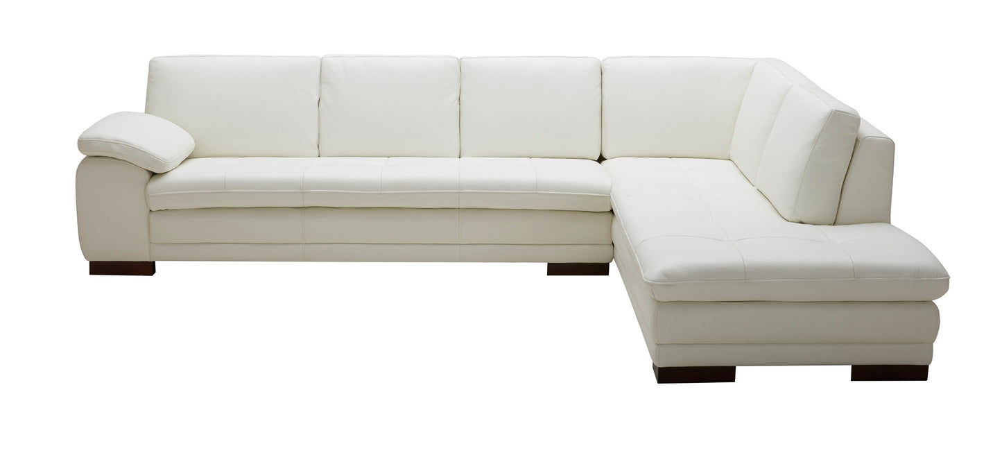 J&M Furniture 625 Italian Leather Sectional White in Right Hand Facing