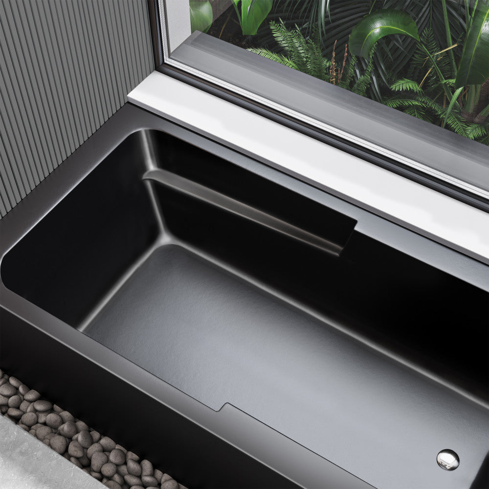 Swiss Madison Voltaire 60" x 32" Right-Hand Drain Alcove Bathtub with Apron in Matte Black