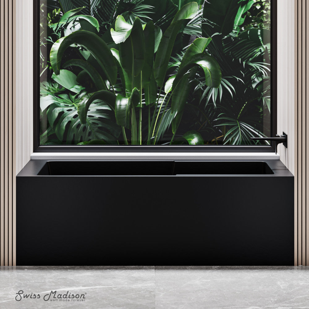 Swiss Madison Voltaire 54" x 30" Right-Hand Drain Alcove Bathtub with Apron in Matte Black