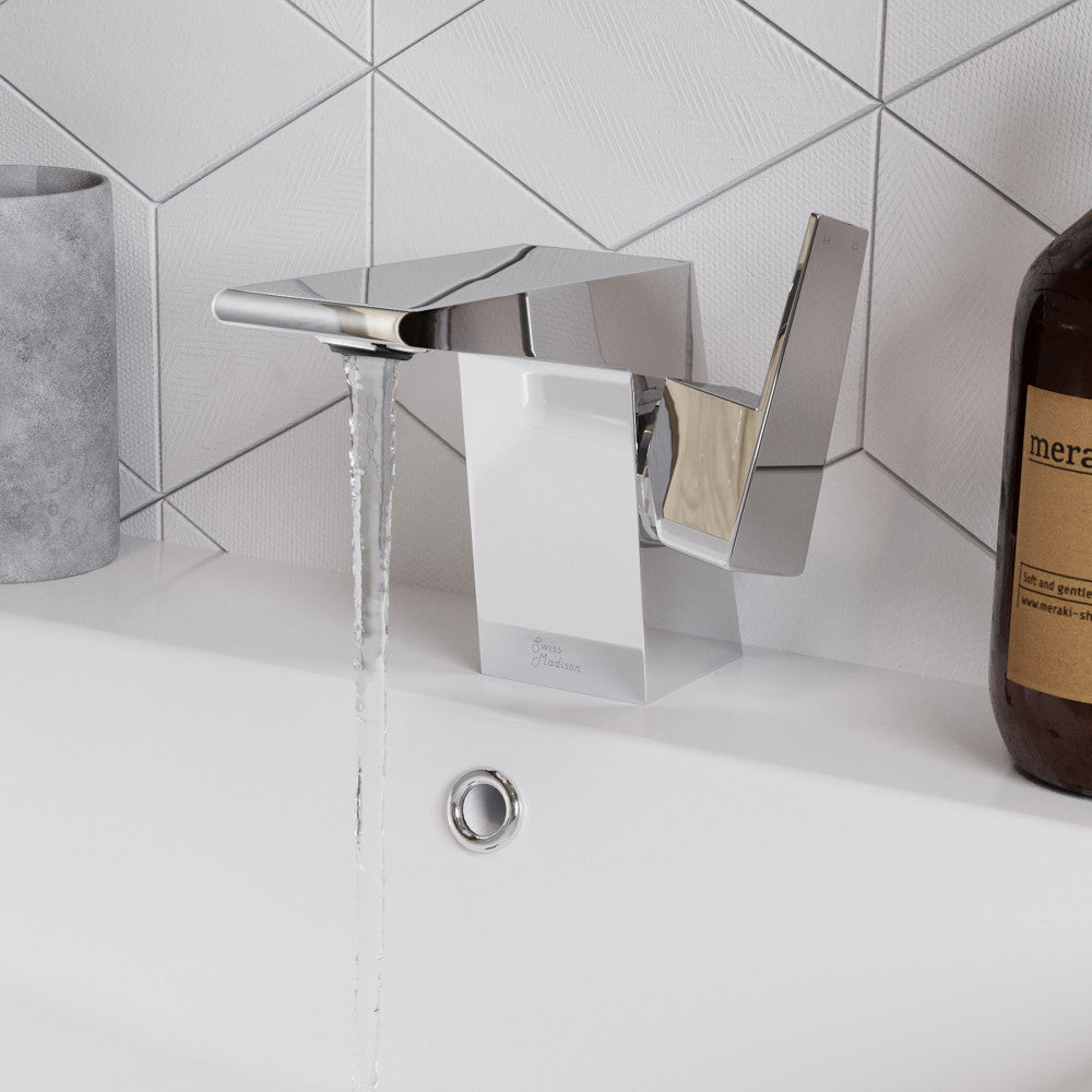 Swiss Madison Carre Single Hole, Single-Handle, Bathroom Faucet in Chrome