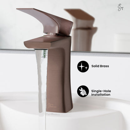 Swiss Madison Monaco Single Hole, Single-Handle, Bathroom Faucet in Oil Rubbed Bronze