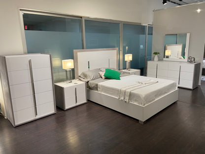 J&M Furniture Ada Premium Mirror in Cemento/Bianco Opac
