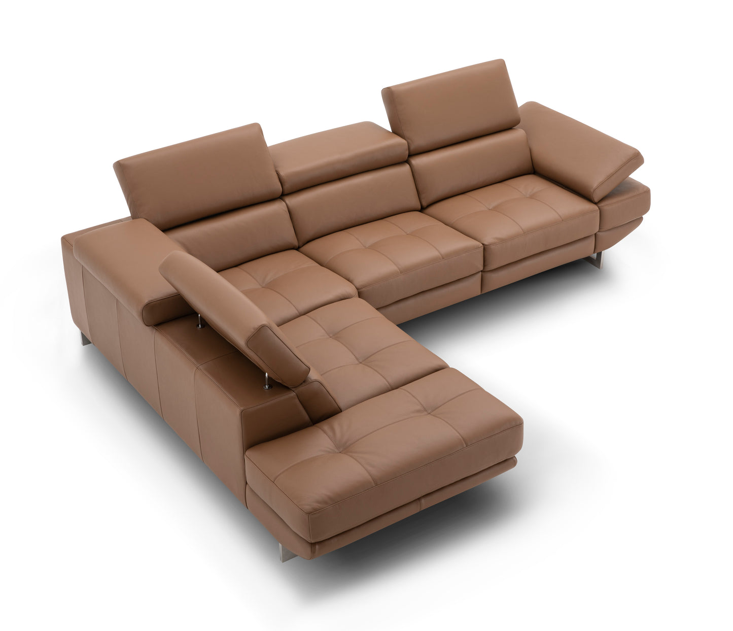 J&M Furniture Annalaise LHF Chaise Caramel