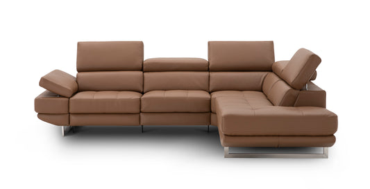 J&M Furniture Annalaise RHF Chaise Caramel