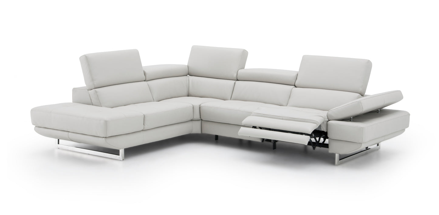 J&M Furniture Annalaise LHF Chaise Silver Gre