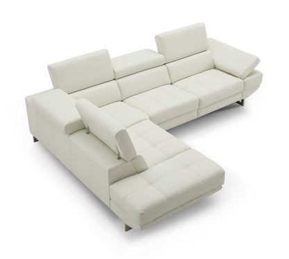 J&M Furniture Annalaise LHF Chaise Snow White