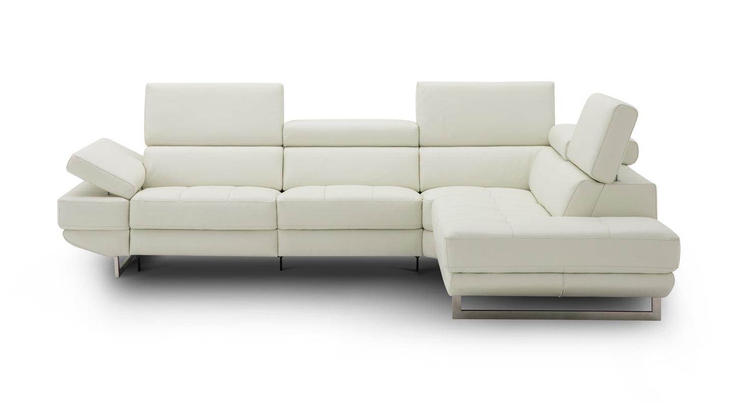 J&M Furniture Annalaise RHF Chaise Snow White
