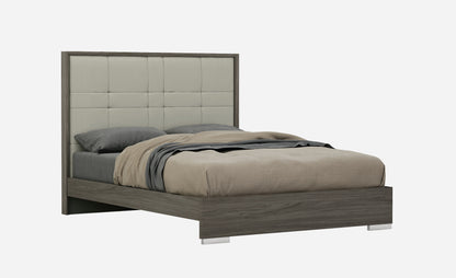 J&M Furniture Copenhagen Q Bed