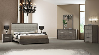 J&M Furniture Copenhagen Q Bed