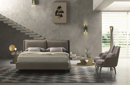 J&M Furniture Cortina Queen Bed