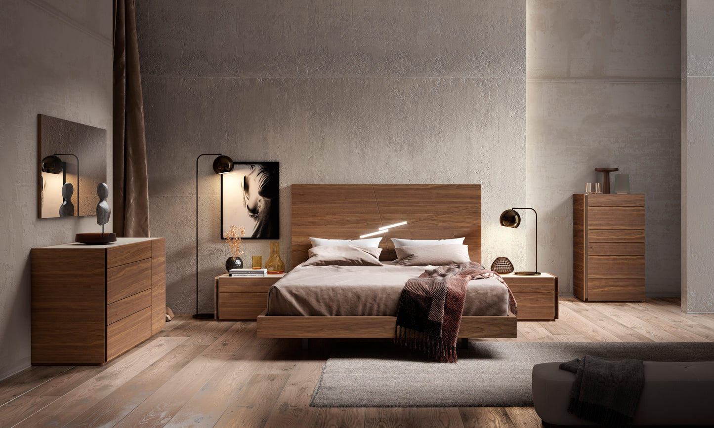 J&M Furniture Faro King Size Bed in Walnut