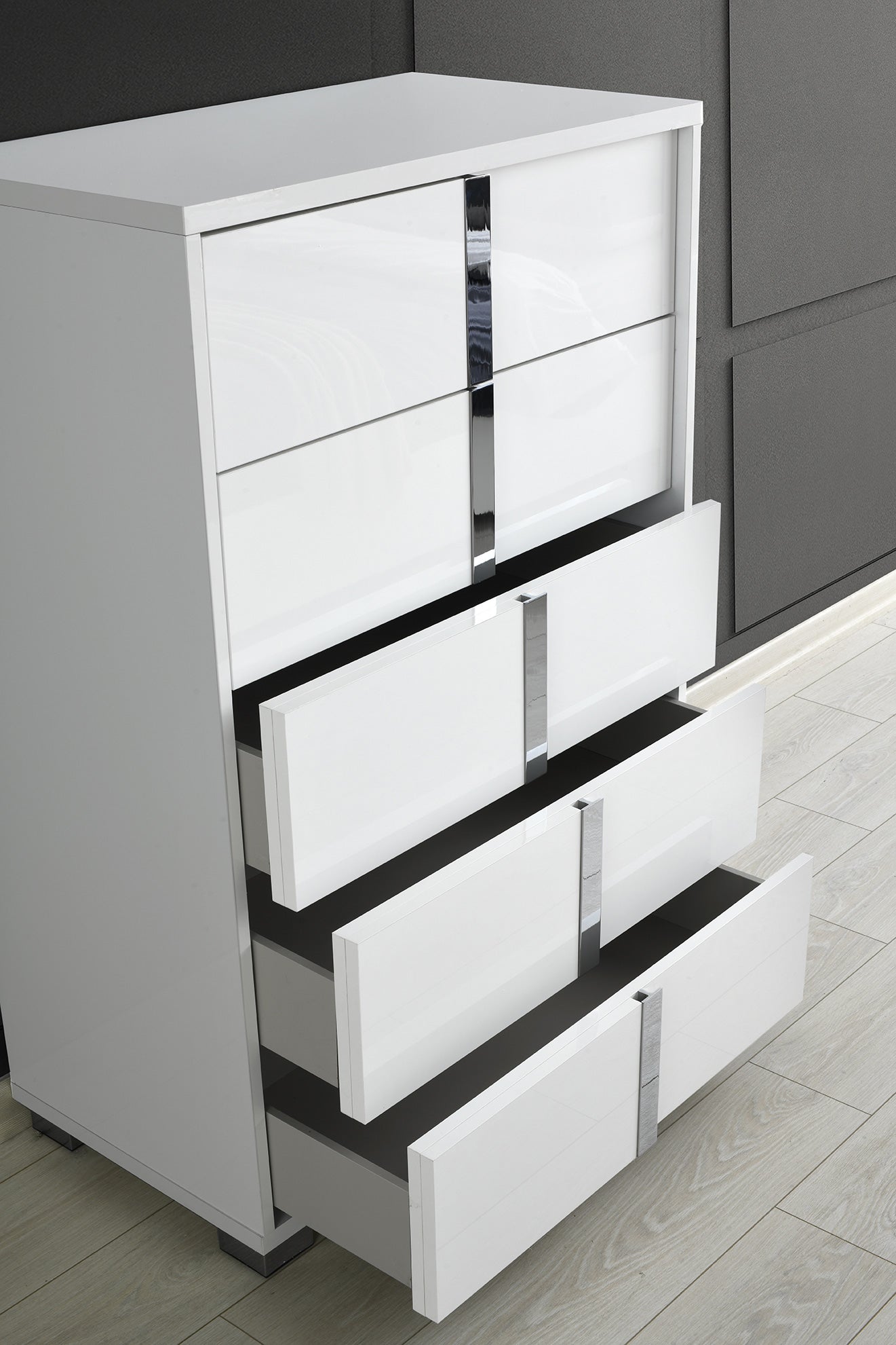 J&M Furniture Giulia Night Stand Right Facing in White
