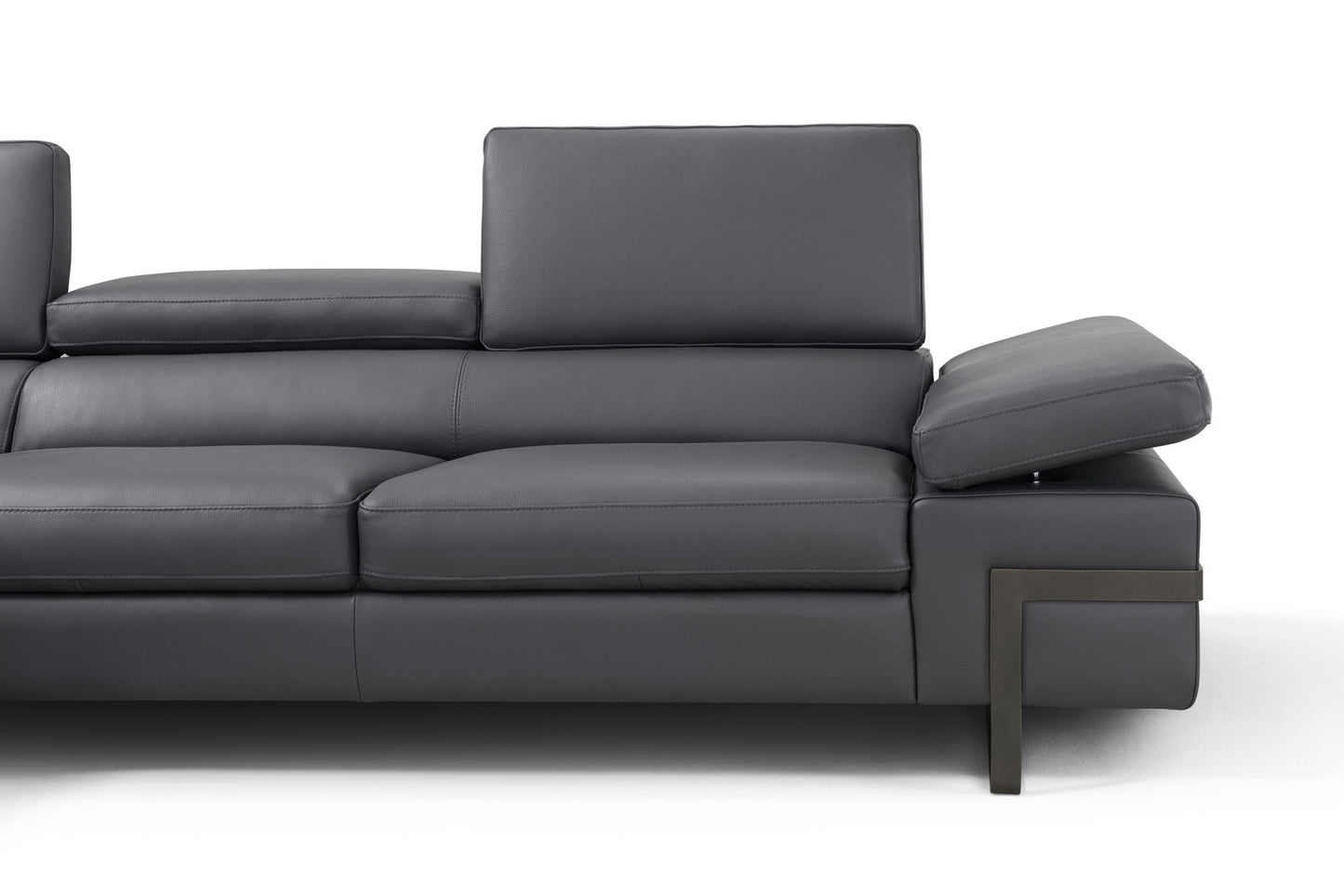 J&M Furniture I867 Right Hand Facing Chaise in Grey