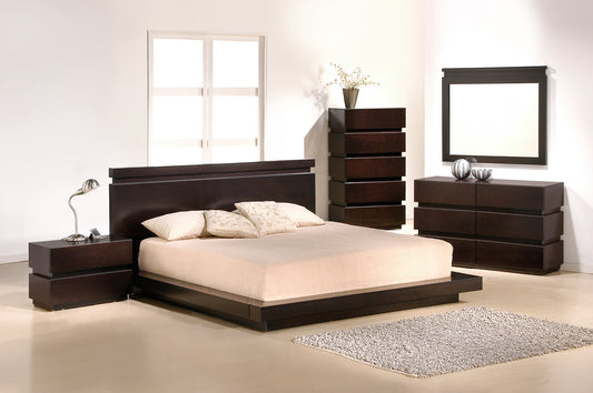 J&M Furniture Knotch Queen Size Bed