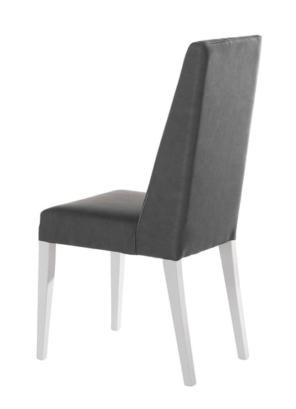 J&M Furniture Luxuria Chair