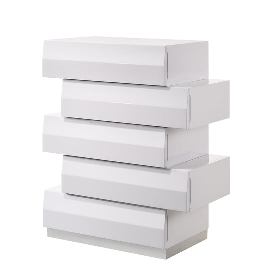 J&M Furniture Milan Chest in White
