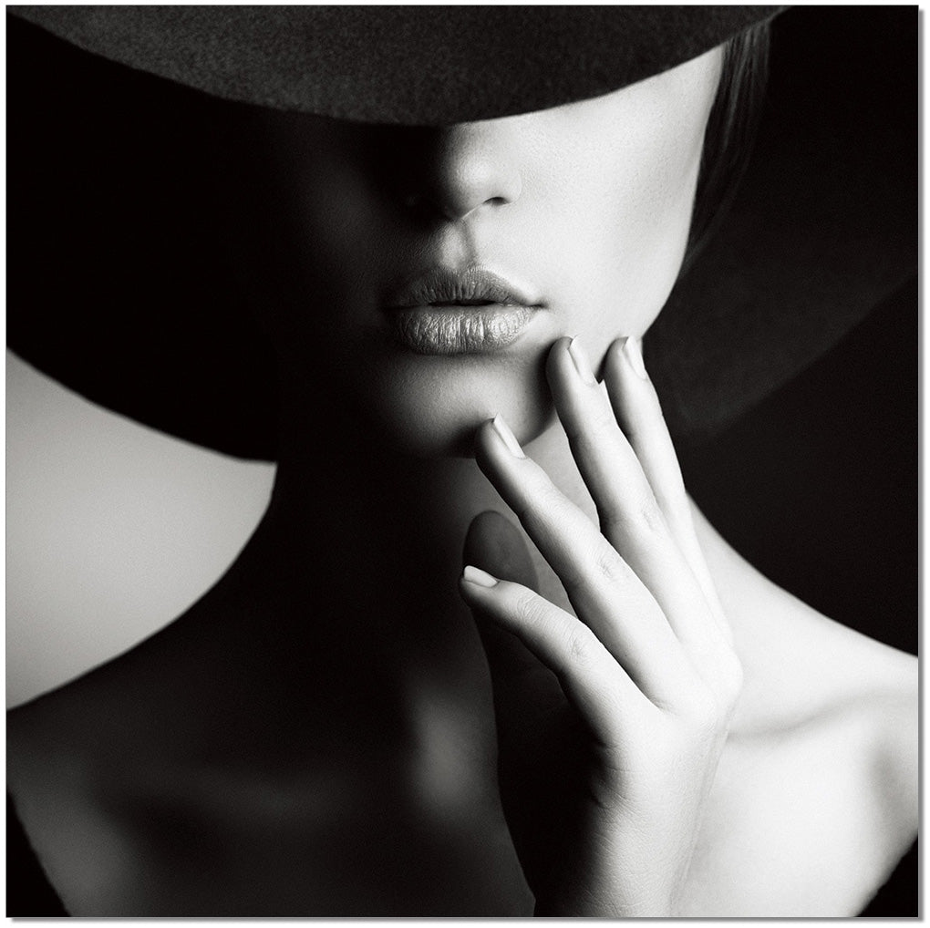 J&M Furniture Wall Art Mysterious lady