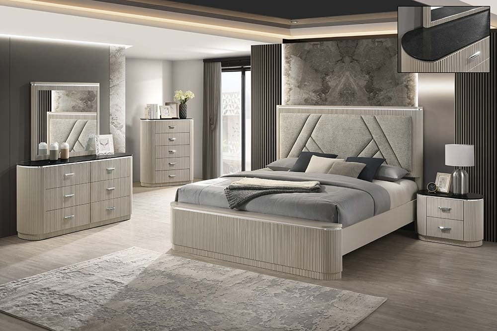 J&M Furniture Onyx King Bed