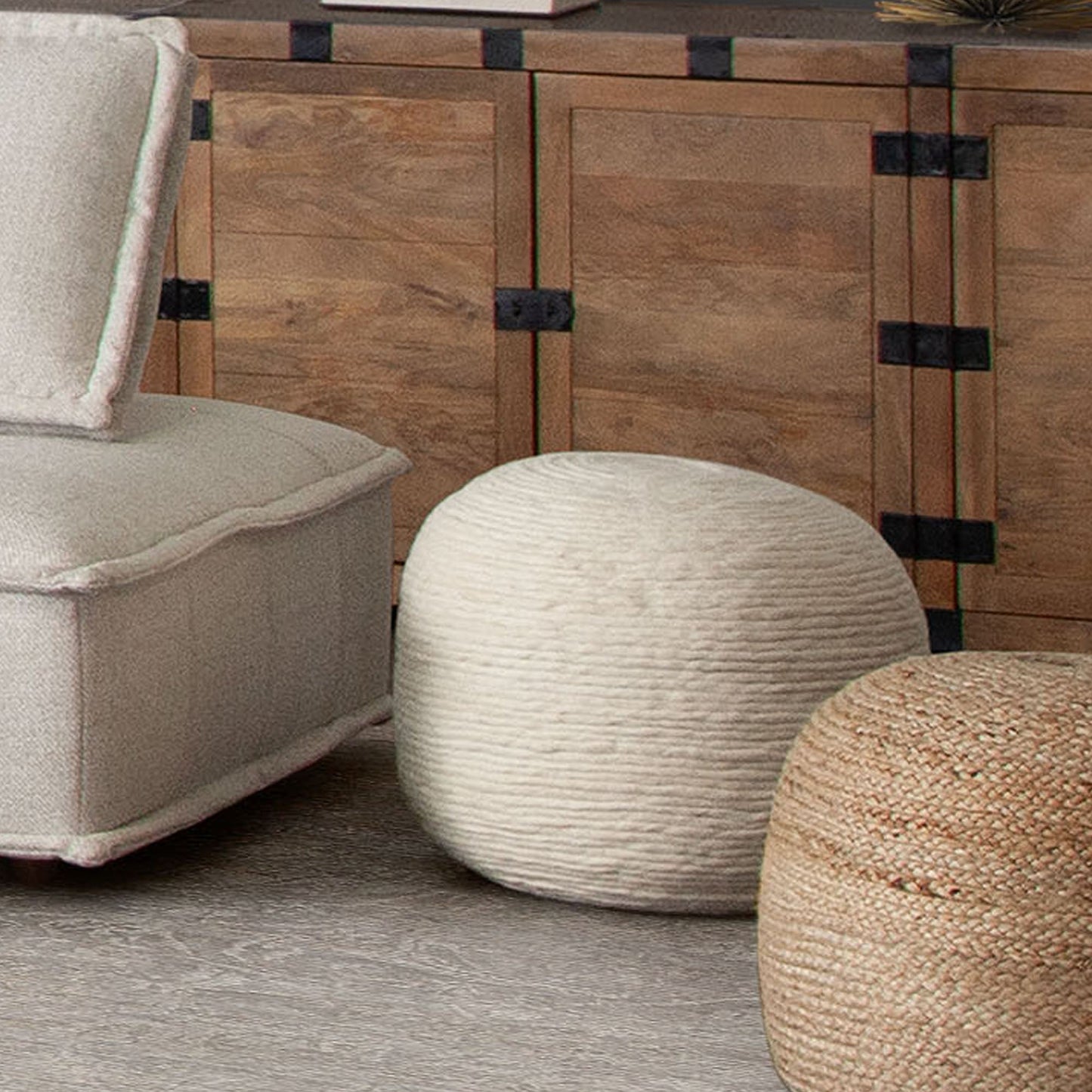 Round Pouf in White Dyed Natural Wool by Diamond Sofa