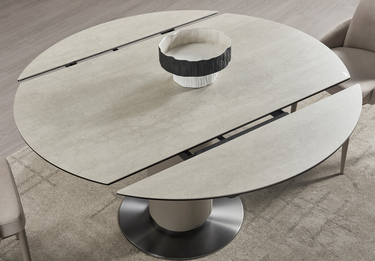 J&M Furniture RH 130 Extension Table