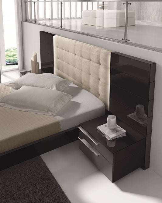 J&M Furniture Santana Queen Size Bed
