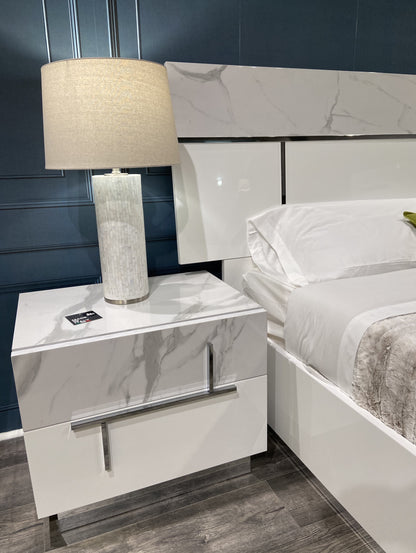 J&M Furniture Sunset Premium Night Stand in Bianco Luc+Stat