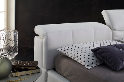 J&M Furniture Tower King Storage Bed D718