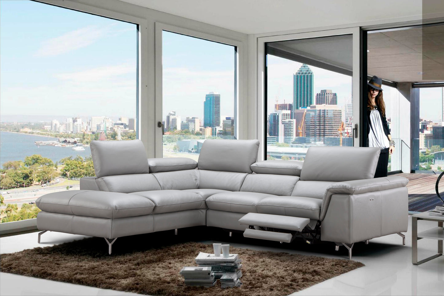J&M Furniture Viola Premium Leather Sectional in Left Hand Facing Chaise