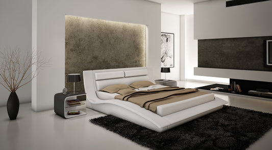 J&M Furniture Wave Queen Size Bed in White