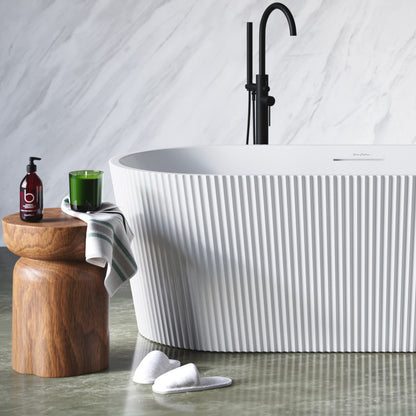 Swiss Madison Lafayette 67" Freestanding Bathtub