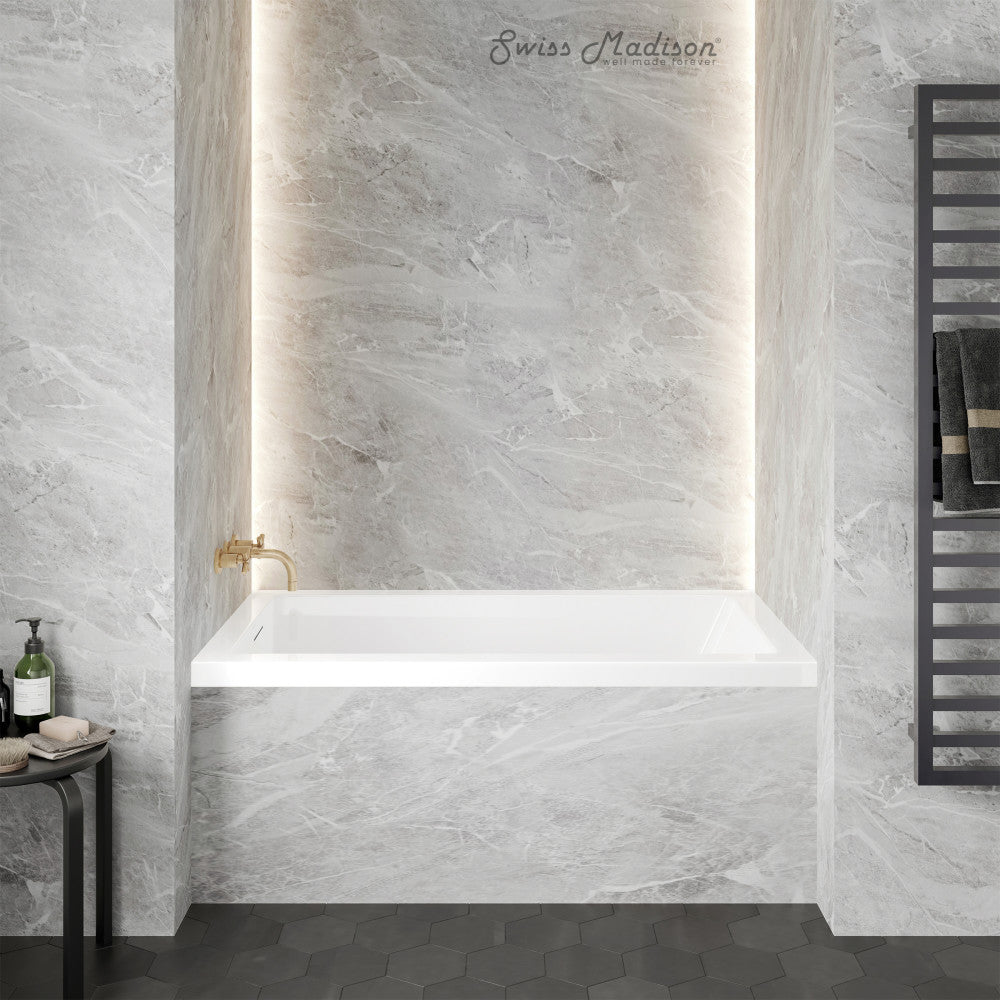 Swiss Madison Voltaire 54 x 30 Left Drain Soaking Alcove Bathtub in Glossy White with Integrated Overflow, Drain Included